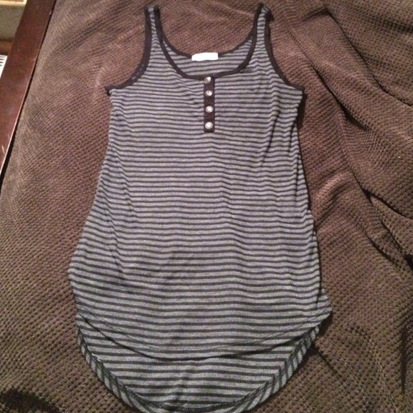 Long tank top