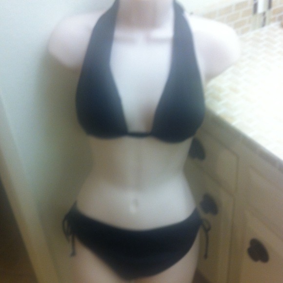 🔴SOLD🔴 Victoria's Secret Halter Top Bikini💋