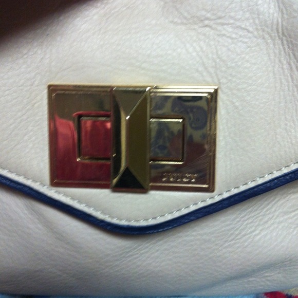 Bundled!! - Picture 2 of 4