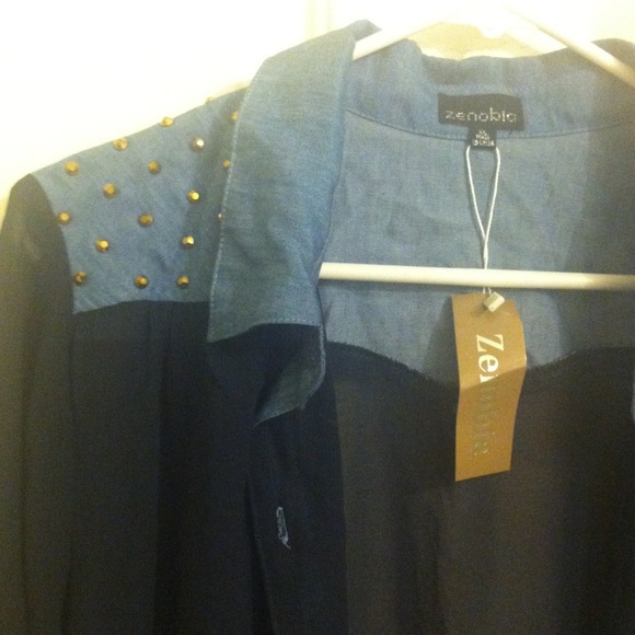 🚫🚫🚫SOLD IN BUNDLE - Picture 2 of 4