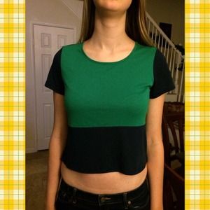 UO color block tshirt