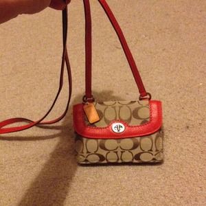 SOLD Authentic coach small sidebag