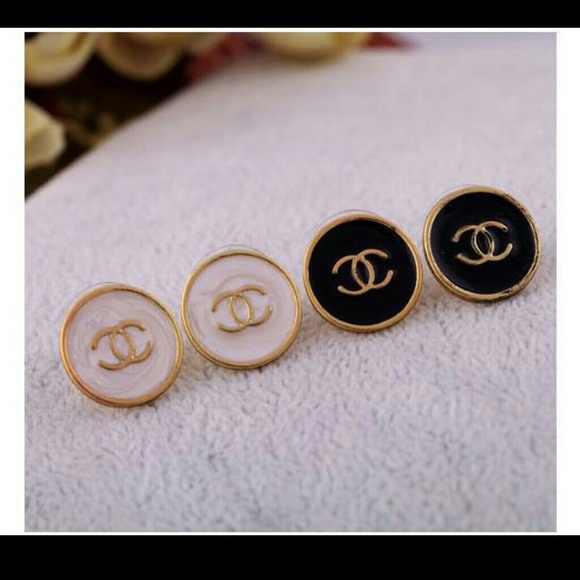 2 Pairs of Round Letter C Earrings --free giftbox
