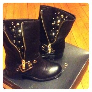 Vince Camuto boots