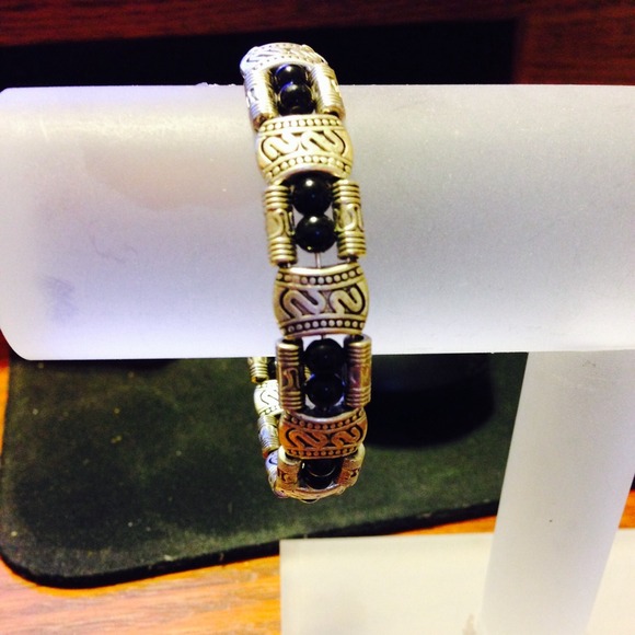 Silver Bracelet. - Picture 2 of 3