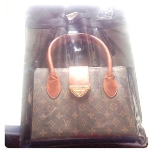 Wallet and ipade case lv