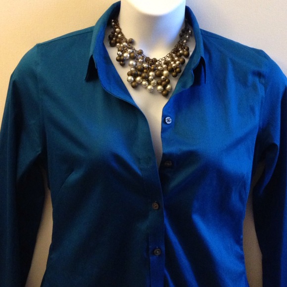 Banana Republic Tops - BANANA REPUBLIC NO IRON SHIRT SIZE 14