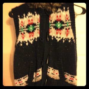 American eagle sweater vest