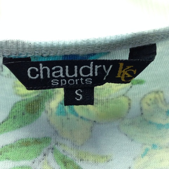 Chaudry KC Sports - Embellished V-neck Tee - Picture 3 of 5