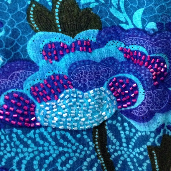 Jasmine KC Sports - Embellished V-neck Tee - Picture 4 of 5