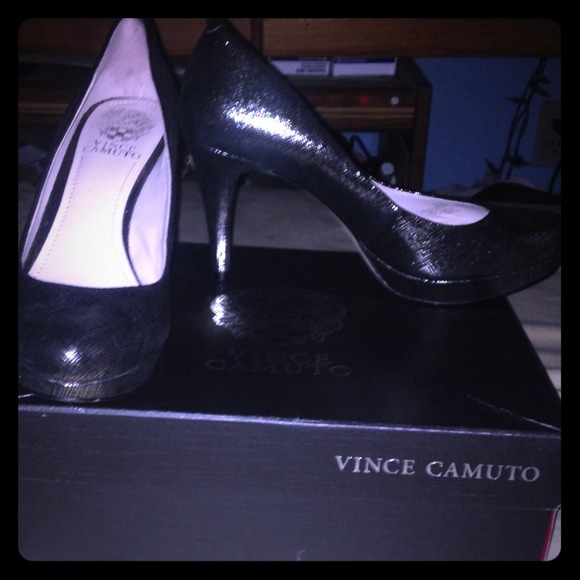 🎀Vince Camuto "Zella" Heels🎀