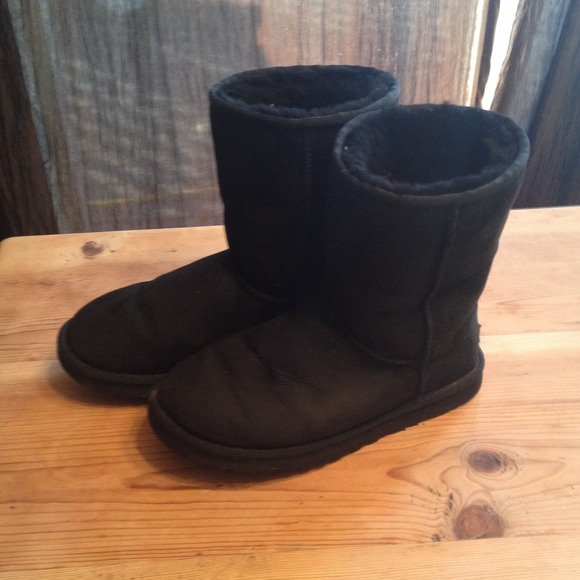 Mid leg uggs