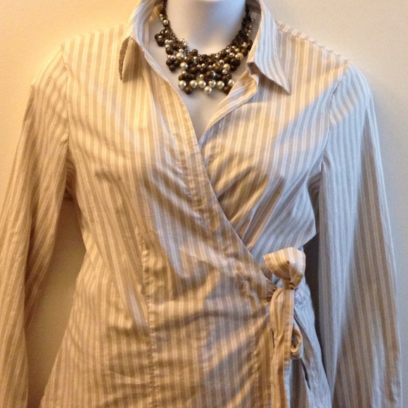 SOLD IN BUNDLE! THE LIMITED WRAP DRESS SHIRT SZ XL
