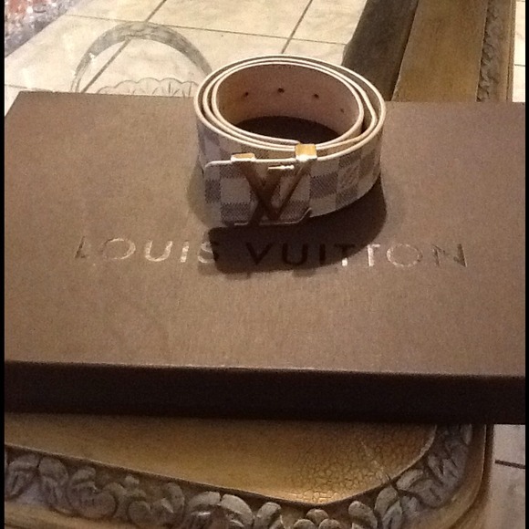 **AUTHENTIC** Louis Vuitton Damier Azure LV Belt - Picture 4 of 4