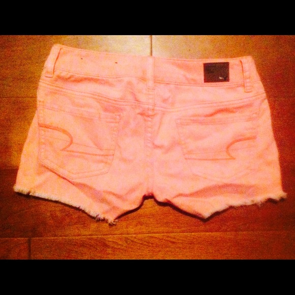 Neon orange denim shorts - Picture 3 of 3