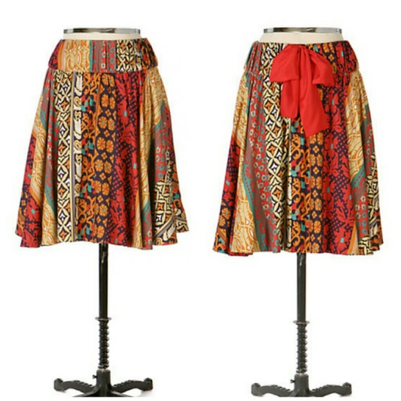 *SOLD IN BUNDLE* Anthropologie 100% silk skirt
