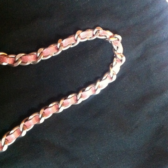 👏💃Host's Pick🍸👏Authentic CHANEL Clutch bag - Picture 2 of 4