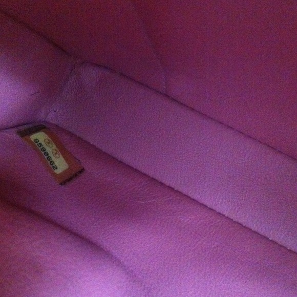 👏💃Host's Pick🍸👏Authentic CHANEL Clutch bag - Picture 4 of 4