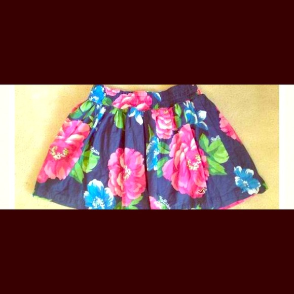 Floral Hollister Skirt.
