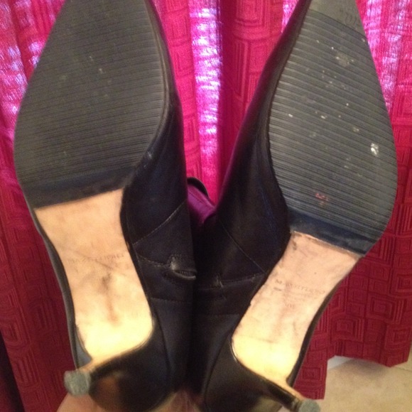 Max Studio Leather Lace Up Boots - Picture 5 of 5