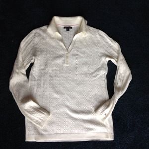 V neck collared sweater