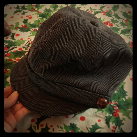 Cute fall brimmed hat. NWOT.