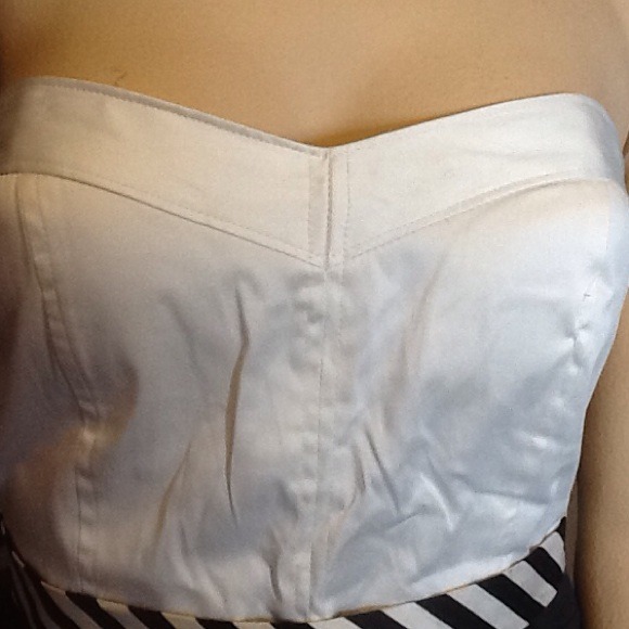 Cocktail Dress w/Pockets - Picture 3 of 4