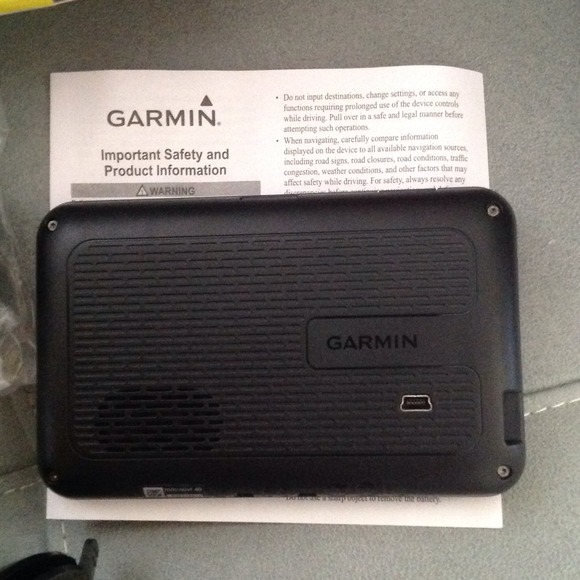 Garmin Nuvi40 - Picture 4 of 4