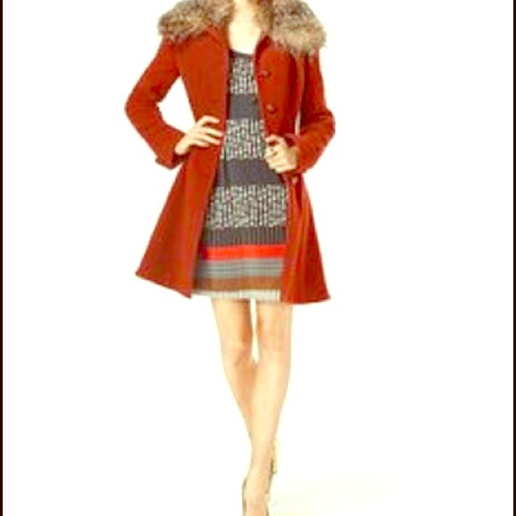 Beautiful burnt Orange jacket with fur! Size small