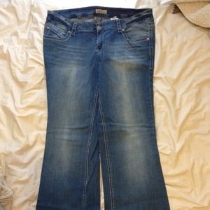 Alloy Jeans - Paris Blues brand