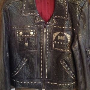 Detailed textured leather jacket