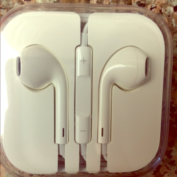 Apple Accessories - Apple Earbuds brand new!