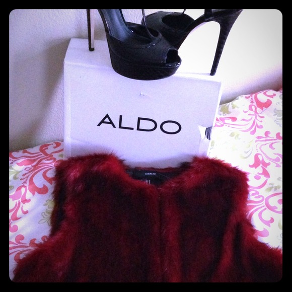 ❤️ FUR & HEELS❤️