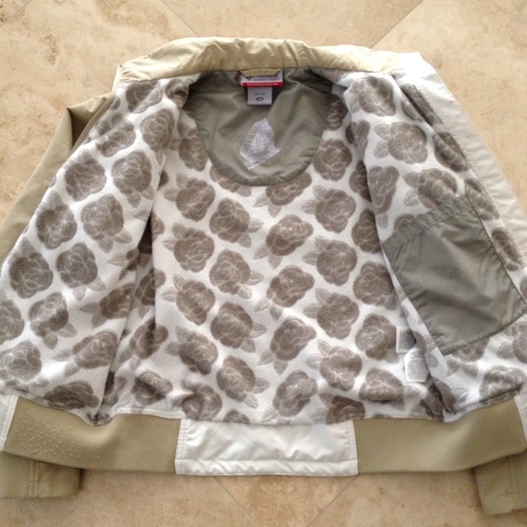 Columbia cold weather jacket - Picture 2 of 2