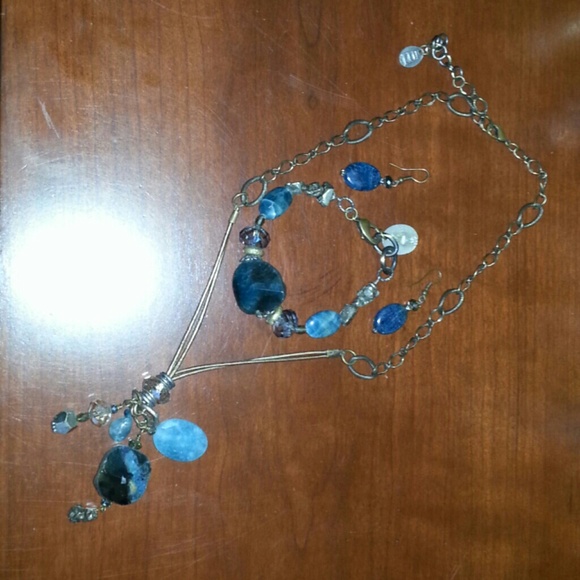 Sold Aqua Dream Jewelry Set!!
