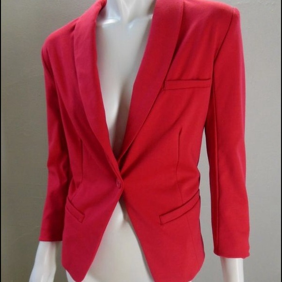 🚫TRADED🚫Hot pink blazer worn once!