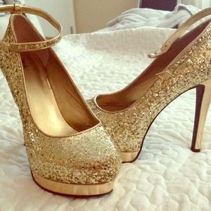 Gold glittery heals