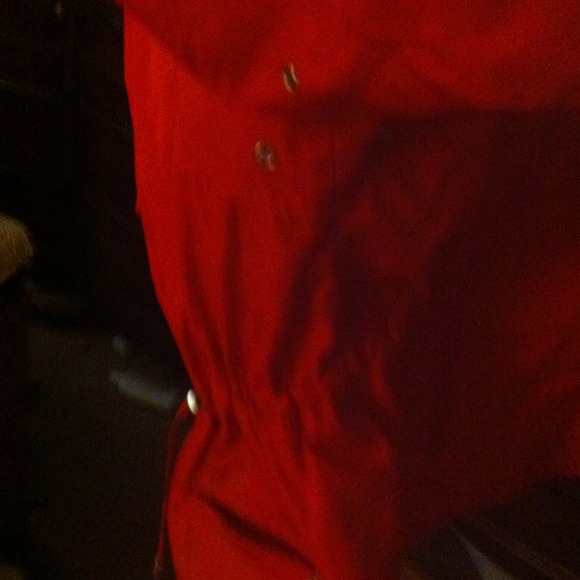 Red windbreaker - Picture 3 of 4