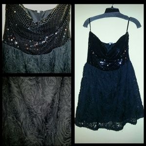 Cocktail dress with sequins and rossettes