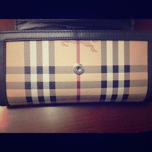 Authentic Burberry Haymarket Checkbook wallet