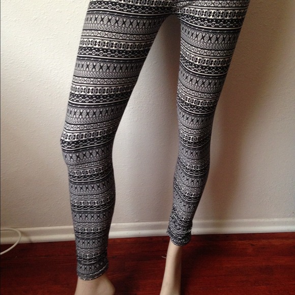 Print. Leggings