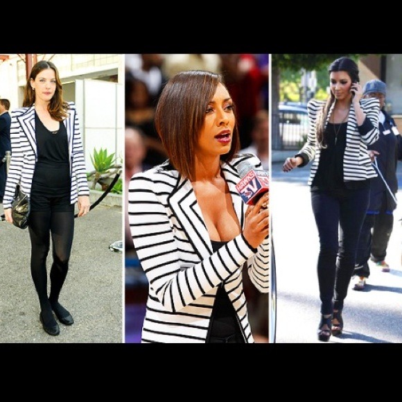 🎉HOST PICK 3X🎉Black/white blazer. Fits sizes 2-6 - Picture 2 of 4
