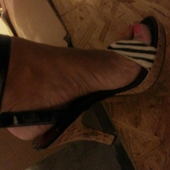Heel - Picture 3 of 4