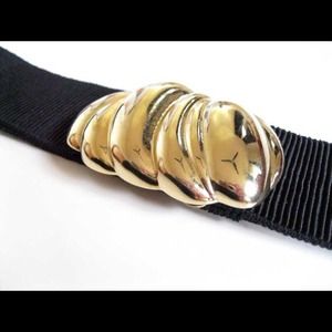 80s Retro Wide Stretch Black Gold Belt Buckle