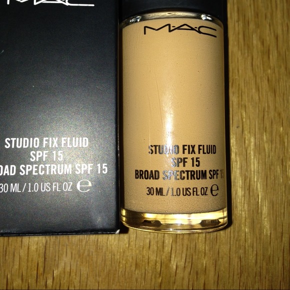 MAC  studio fix fluid spf 15 + concealer