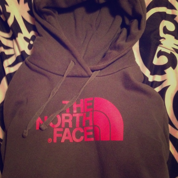 North face hoodie 💕