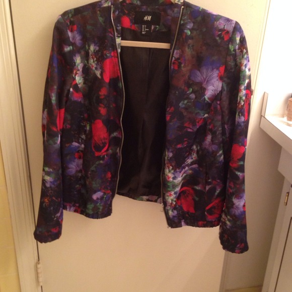 H&M Jackets & Blazers - H&M floral bomber jacket