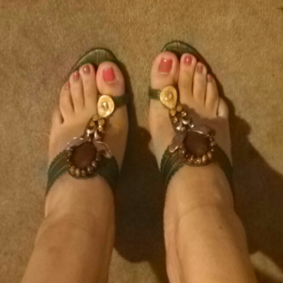 Beautiful sandals with a 4 1/2 heel - Picture 4 of 4
