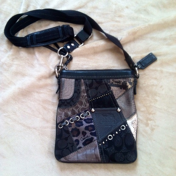 💋 BEAUTIFUL coach cross body bag! 💋