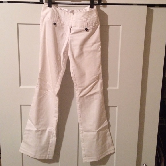 White dress pant